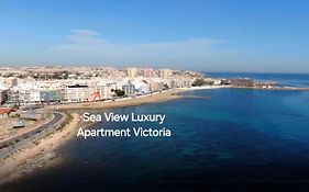 Sea View Luxury Apartment Victoria